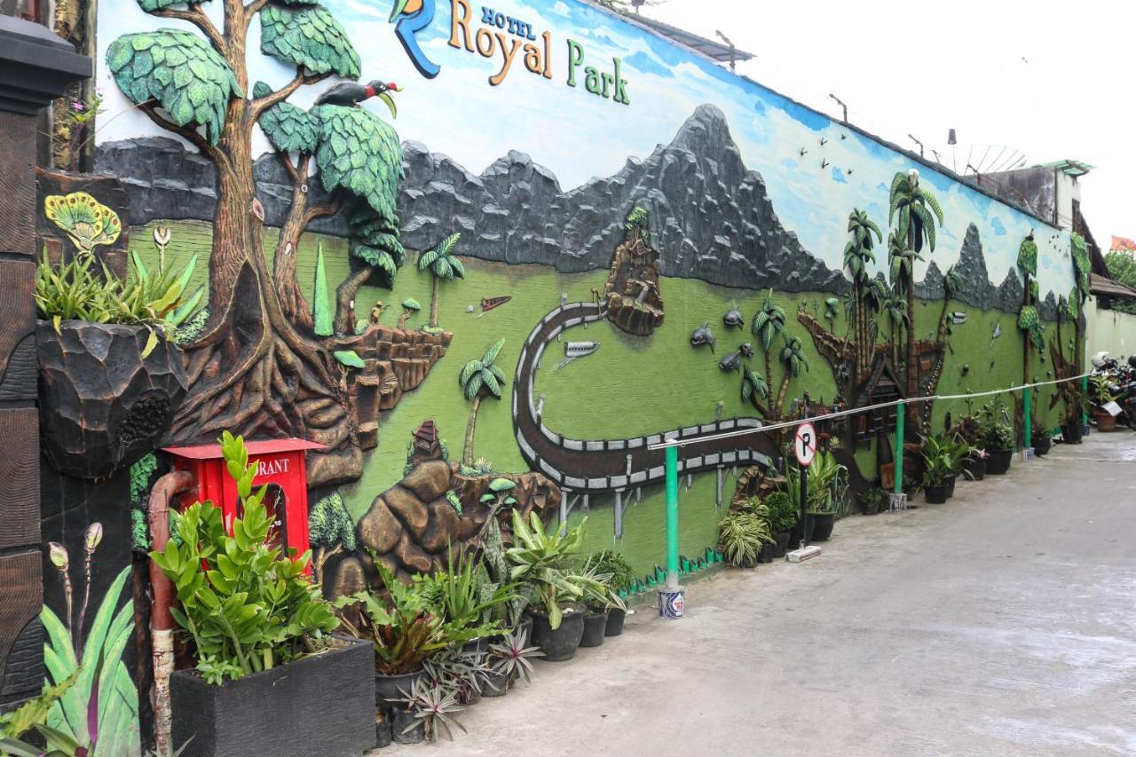 Royal Park Hotel Samarinda Exteriör bild