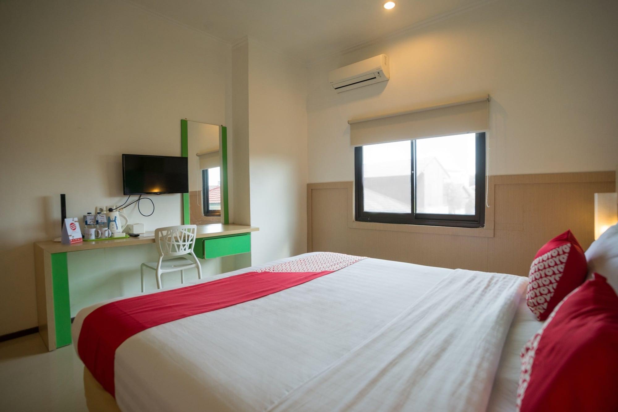 Royal Park Hotel Samarinda Exteriör bild