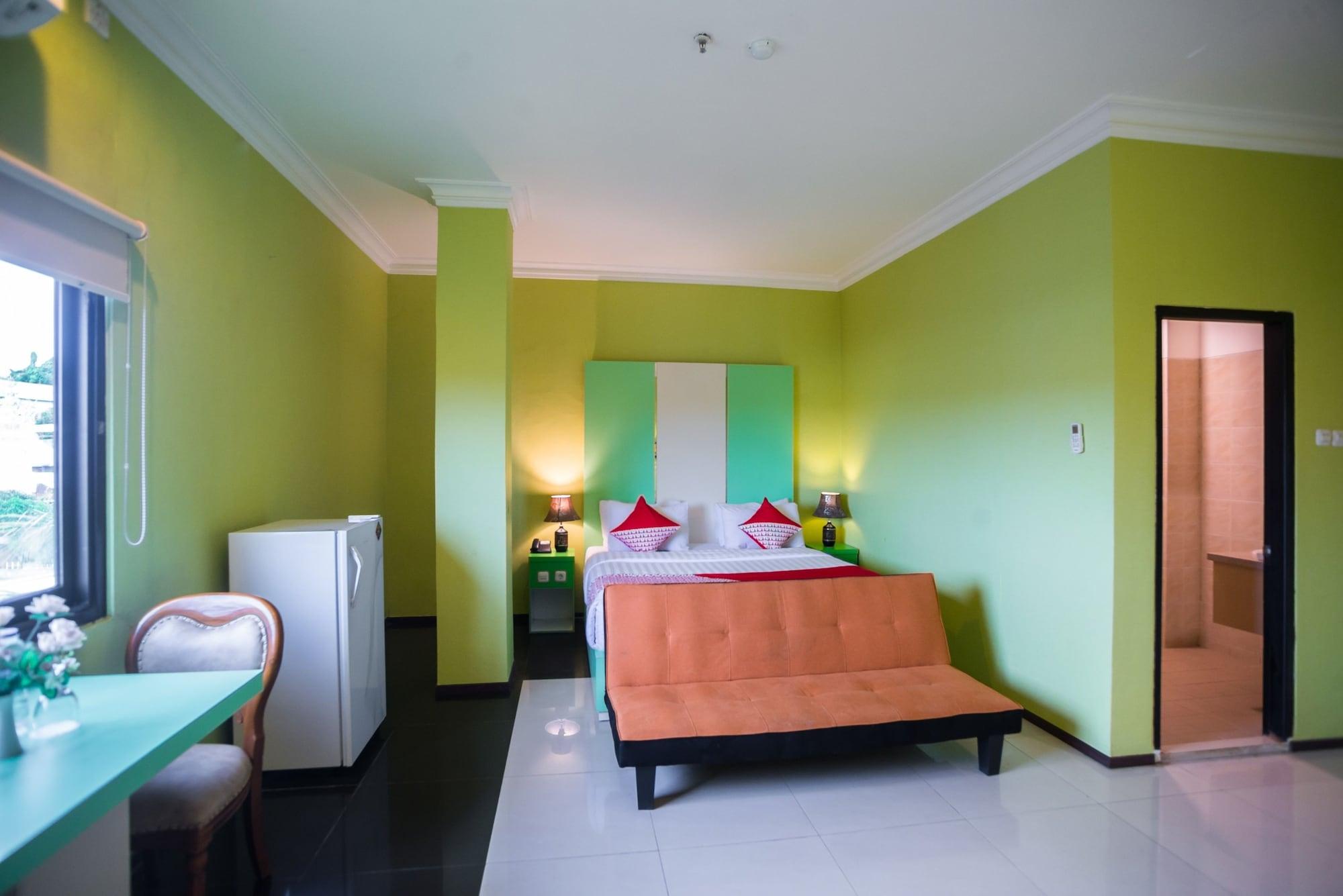 Royal Park Hotel Samarinda Exteriör bild