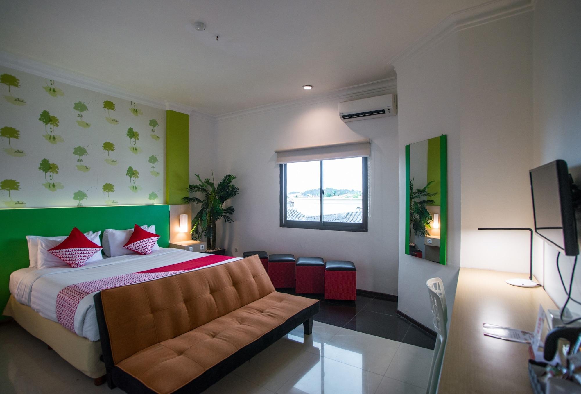 Royal Park Hotel Samarinda Exteriör bild